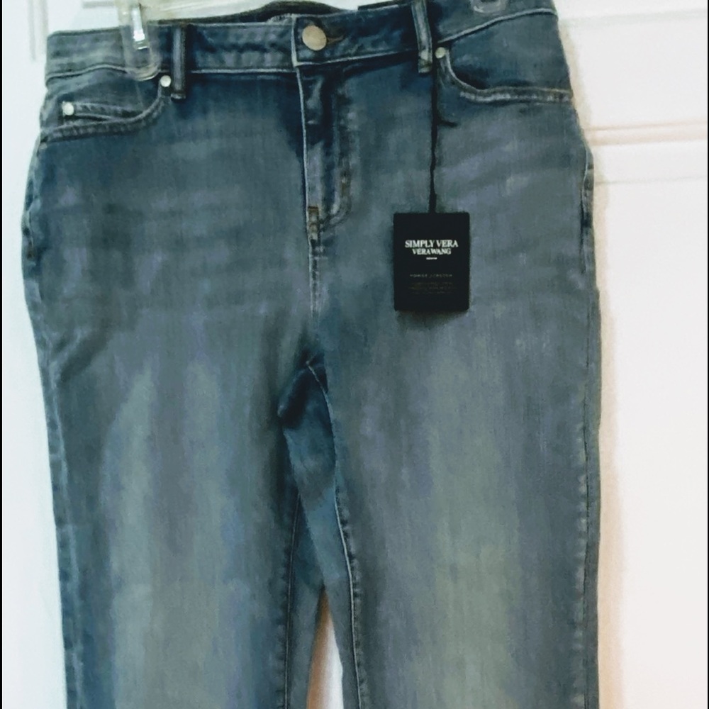 Simply Vera ladies jeans NWT